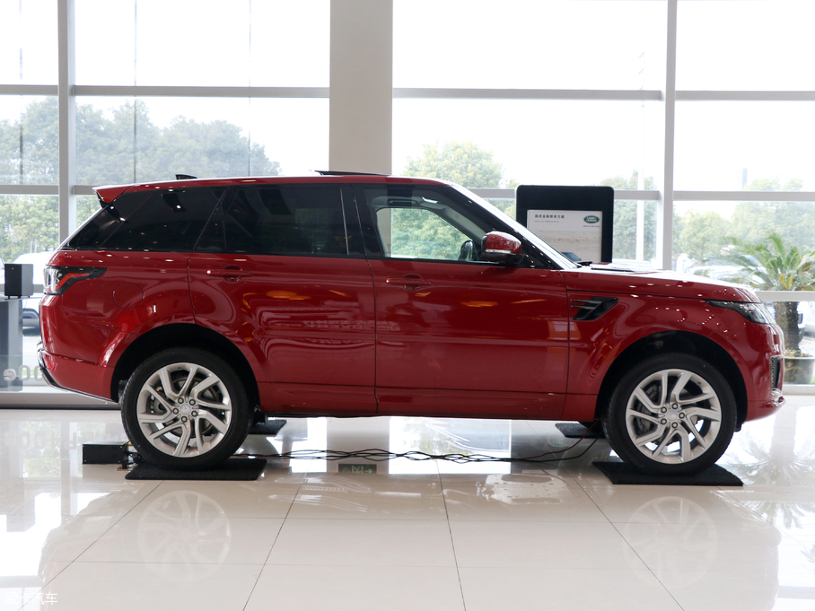 2018\ 3.0 V6 HSE DYNAMIC