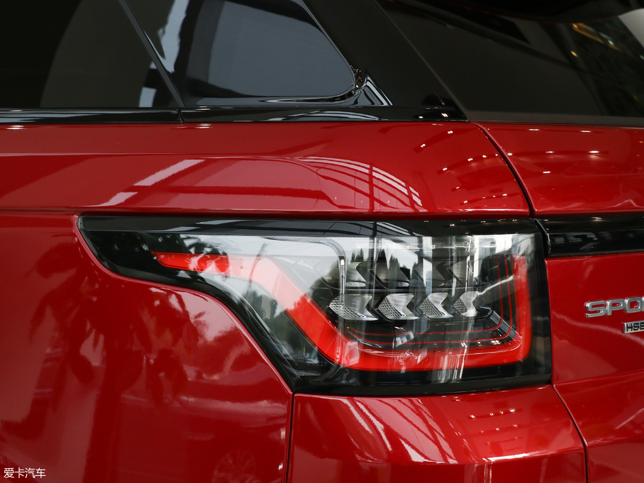 2018\ 3.0 V6 HSE DYNAMIC