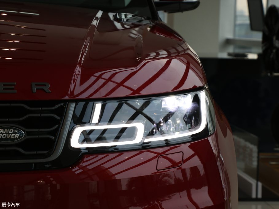 2018\ 3.0 V6 HSE DYNAMIC