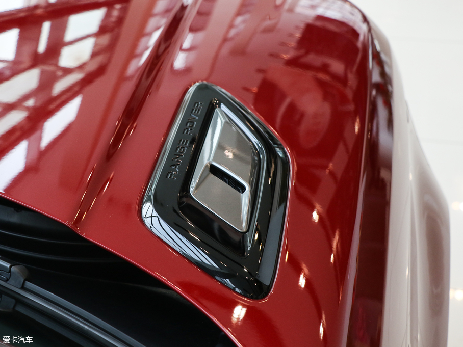 2018\ 3.0 V6 HSE DYNAMIC