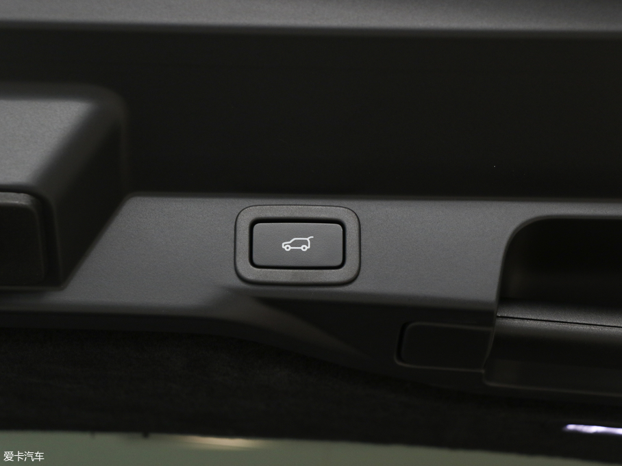 2018\ 3.0 V6 HSE DYNAMIC