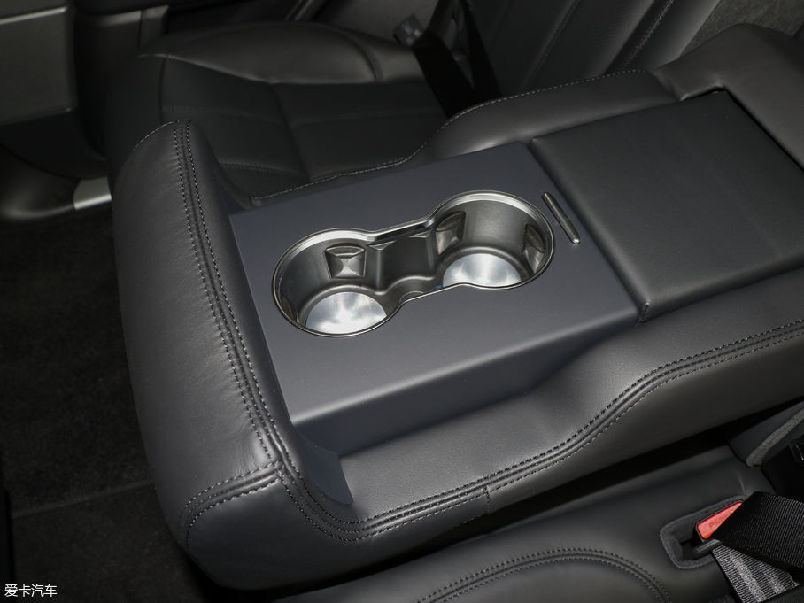 2018\ 3.0 V6 HSE DYNAMIC