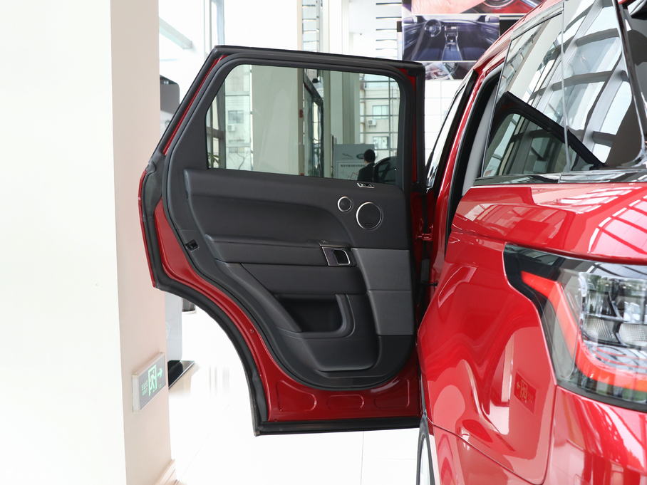 2018\ 3.0 V6 HSE DYNAMIC