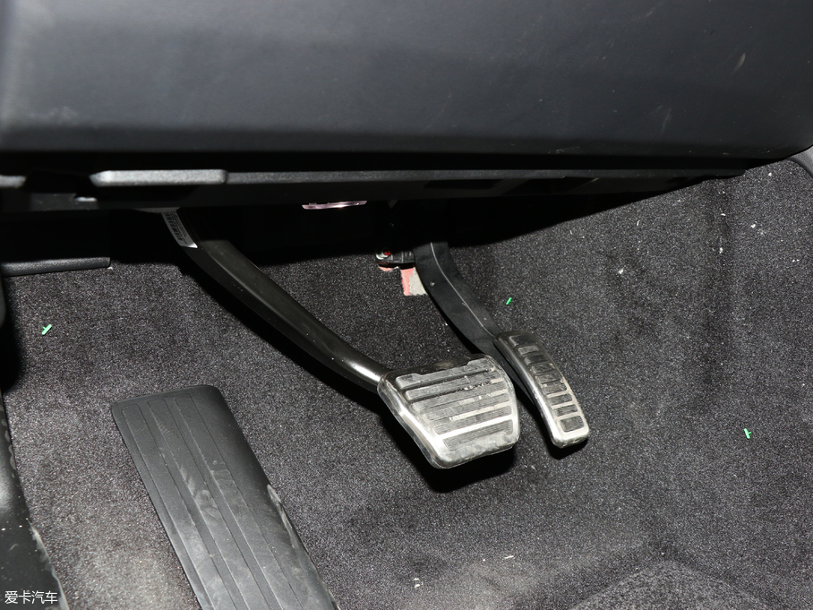 2018\ 3.0 V6 HSE DYNAMIC