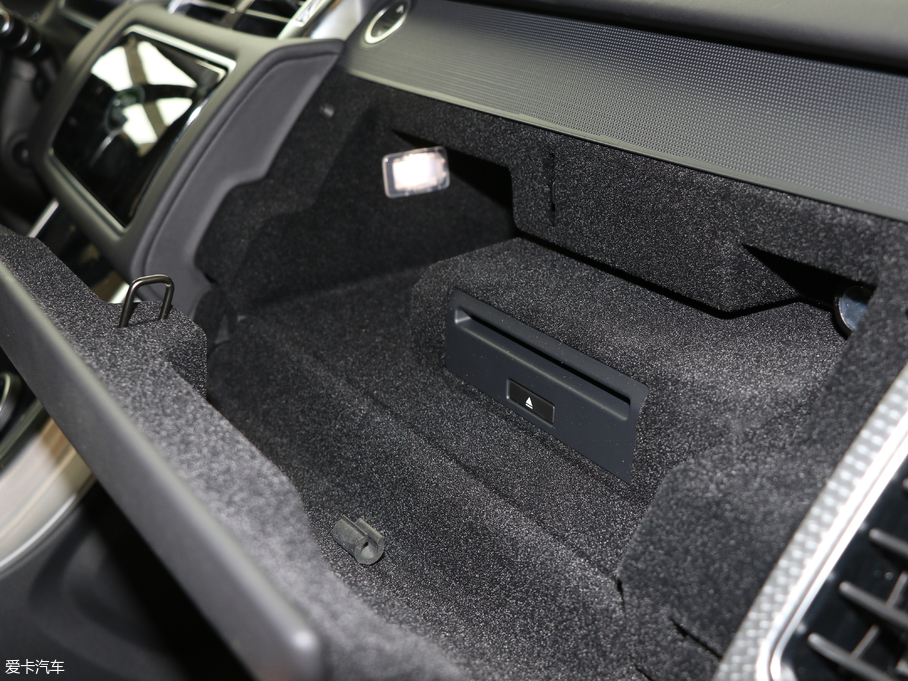 2018\ 3.0 V6 HSE DYNAMIC