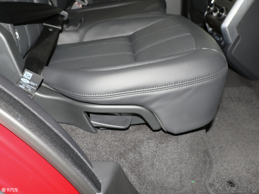 2018\ 3.0 V6 HSE DYNAMIC