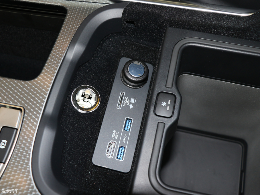 2018\ 3.0 V6 HSE DYNAMIC