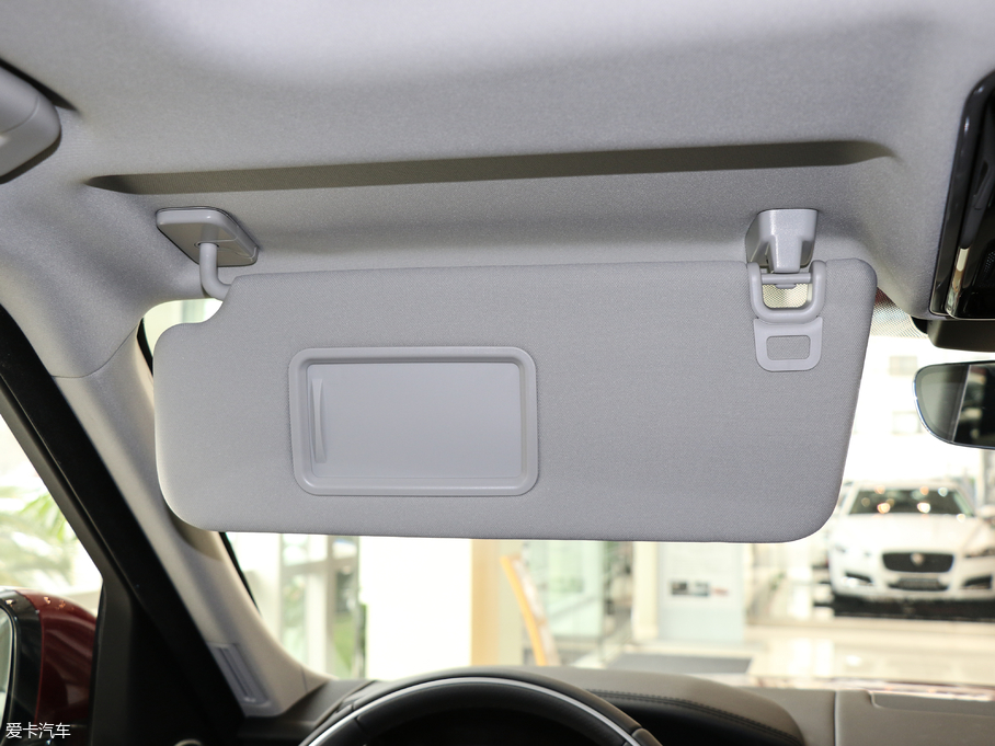 2018\ 3.0 V6 HSE DYNAMIC