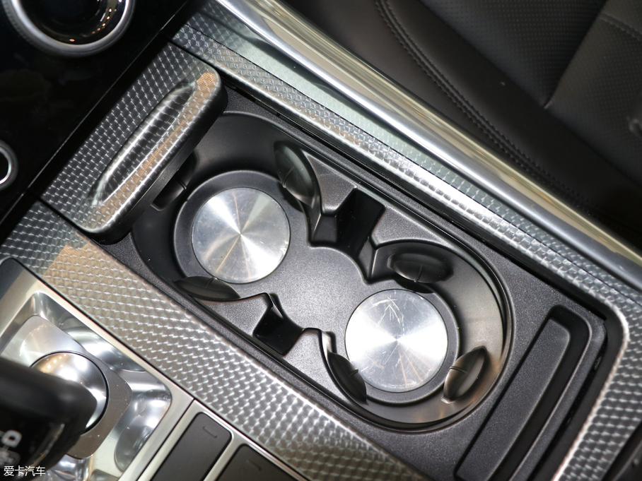 2018\ 3.0 V6 HSE DYNAMIC