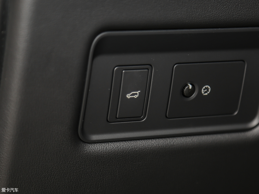 2018\ 3.0 V6 hЄDYNAMIC