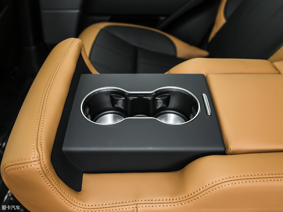 2018\ 3.0 V6 hЄDYNAMIC