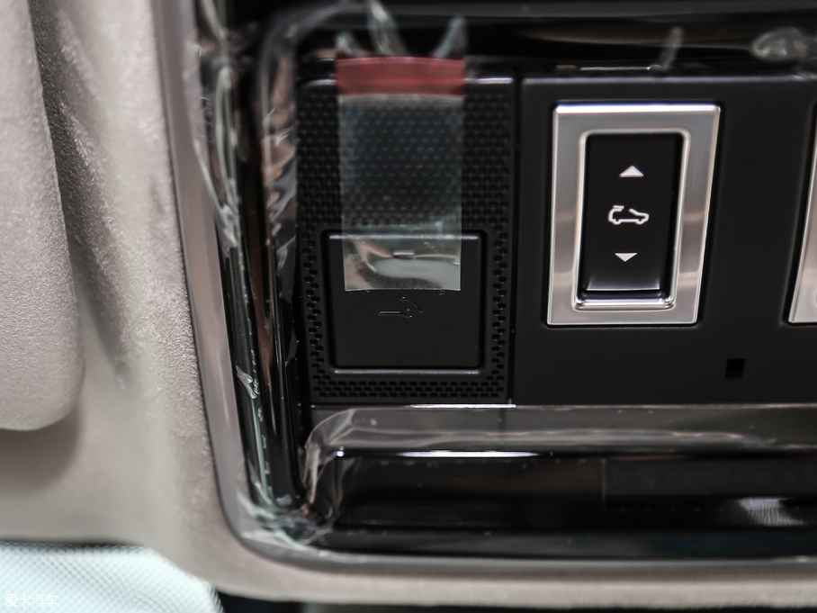 2018\(yn)(dng) 3.0 V6 hЄ(chung)DYNAMIC