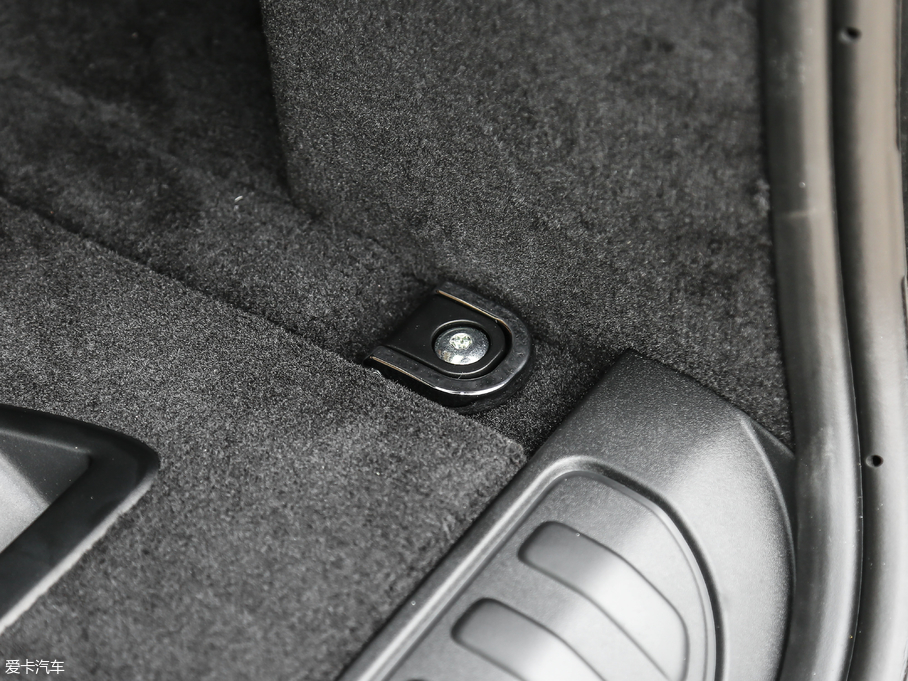 2018\ 3.0 V6 hЄDYNAMIC