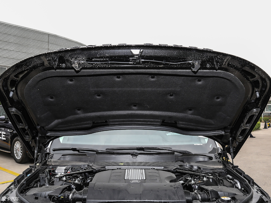 2018\(yn)(dng) 3.0 V6 hЄ(chung)DYNAMIC