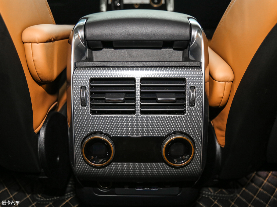 2018\ 3.0 V6 HSE DYNAMIC