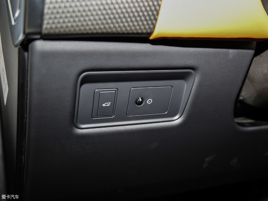 2018\ 3.0 V6 HSE DYNAMIC