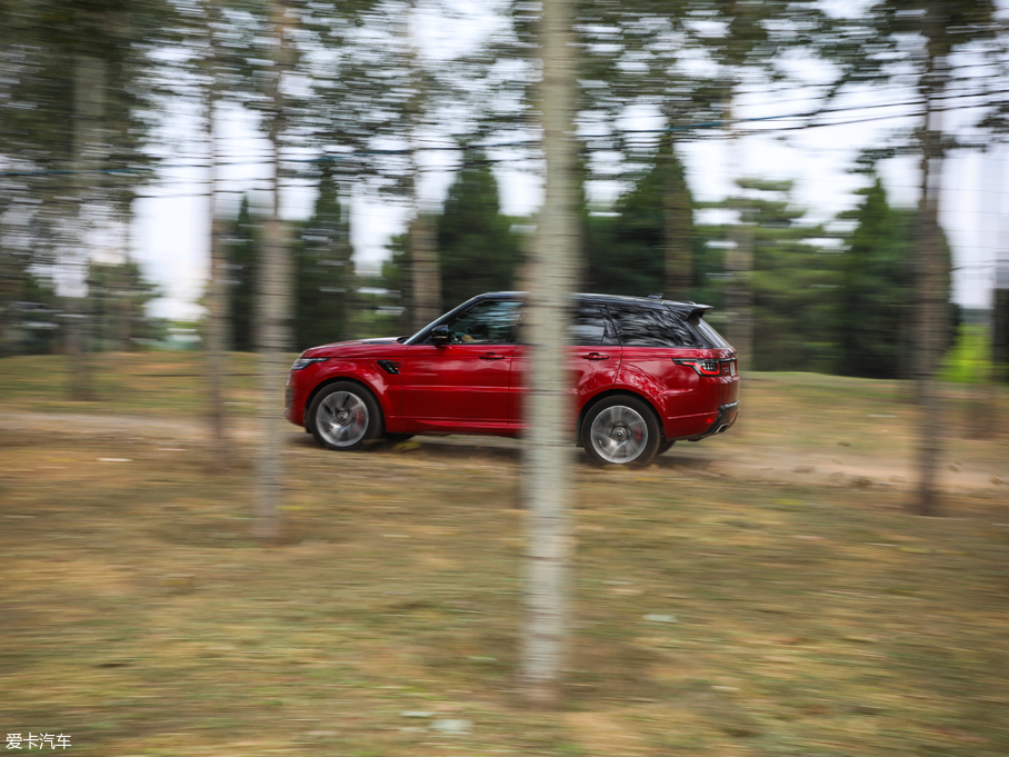 2018\ 3.0 V6 hЄDYNAMIC