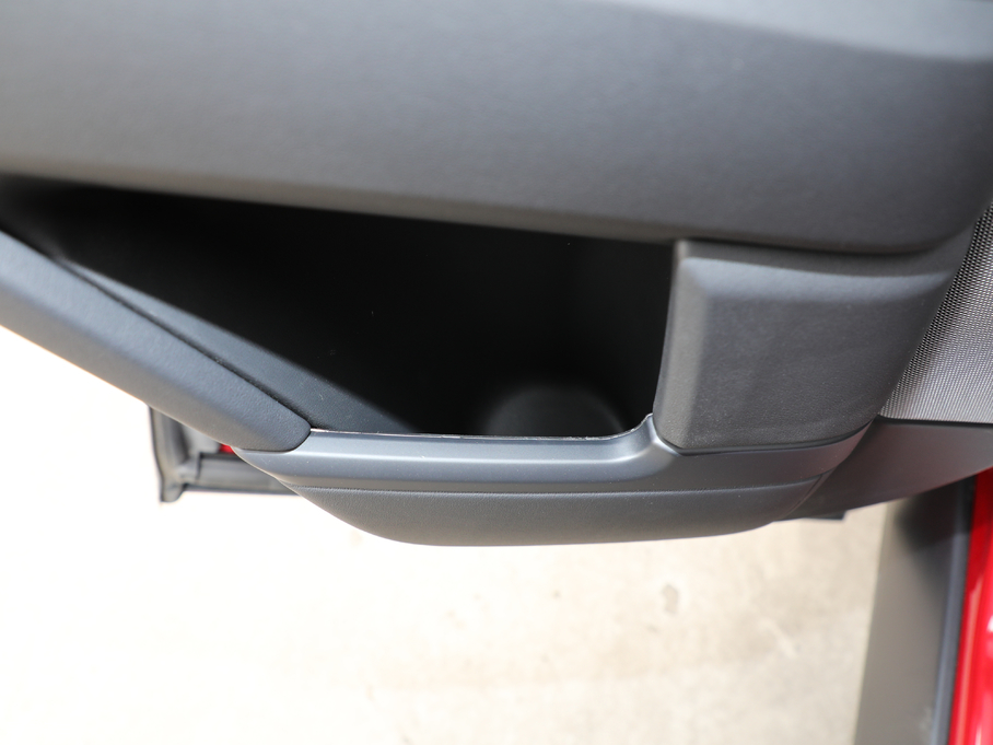 2018\ 3.0 V6 hЄDYNAMIC