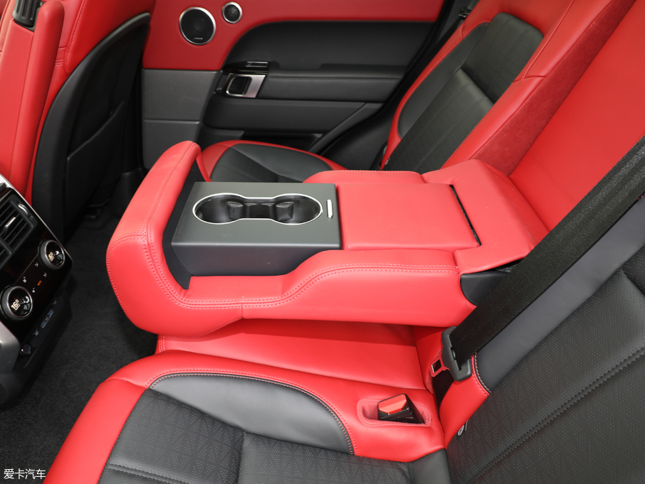 2018\(yn)(dng) 3.0 V6 hЄ(chung)DYNAMIC