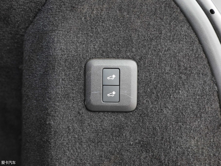 2018\ 3.0 V6 hЄDYNAMIC