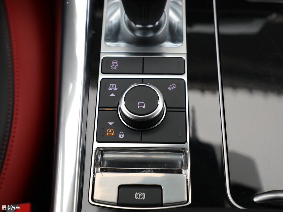 2018\(yn)(dng) 3.0 V6 hЄ(chung)DYNAMIC