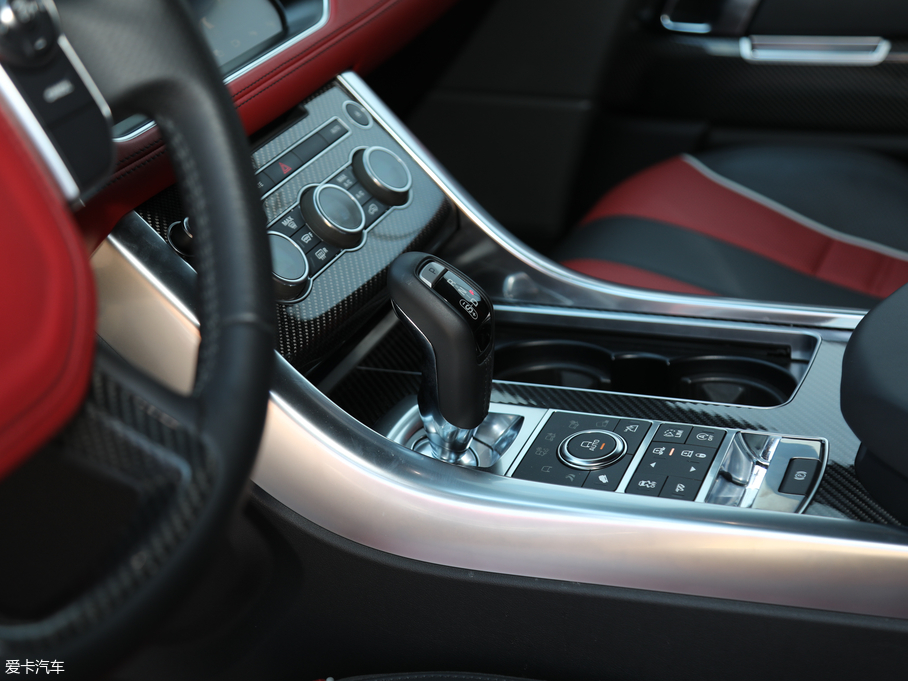 2018\(yn)(dng) 5.0 V8 SVR