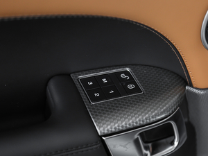 20183.0 V6 HSE DYNAMIC g