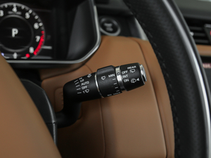 20183.0 V6 HSE DYNAMIC п؅^