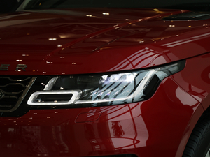 20183.0 V6 HSE DYNAMIC ^