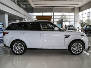 20183.0 V6 HSE DYNAMIC (c)