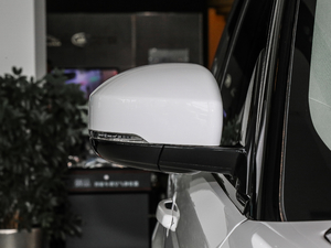 20183.0 V6 HSE DYNAMIC ^