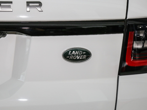 20183.0 V6 HSE DYNAMIC ^