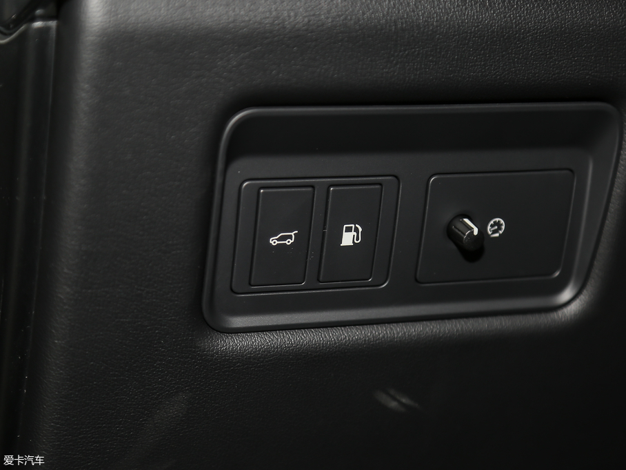 2018\(yn)Դ PHEV P400e