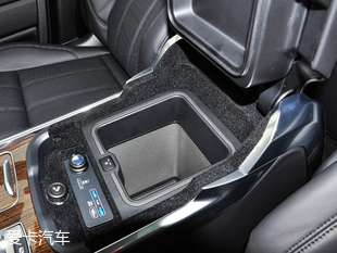 路虎(進口)2018款攬勝運動版混合動力