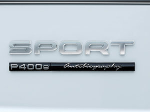 2018PHEV P400e ^
