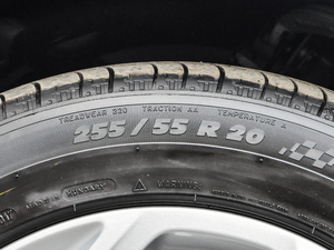 2018PHEV P400e ݆̥ߴ