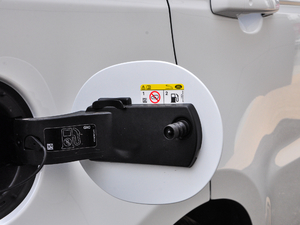 2018PHEV P400e (x)(ji)^