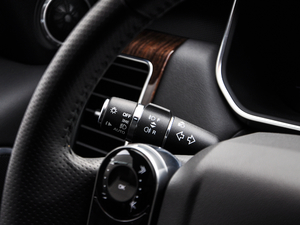 2018PHEV P400e п؅^