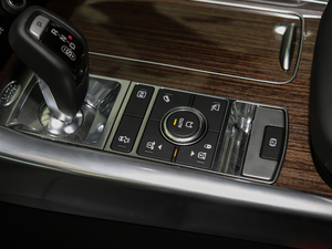 2018PHEV P400e п؅^