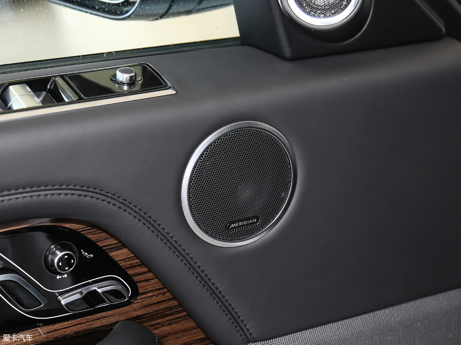 2018 3.0 V6 SC Vogue SE L