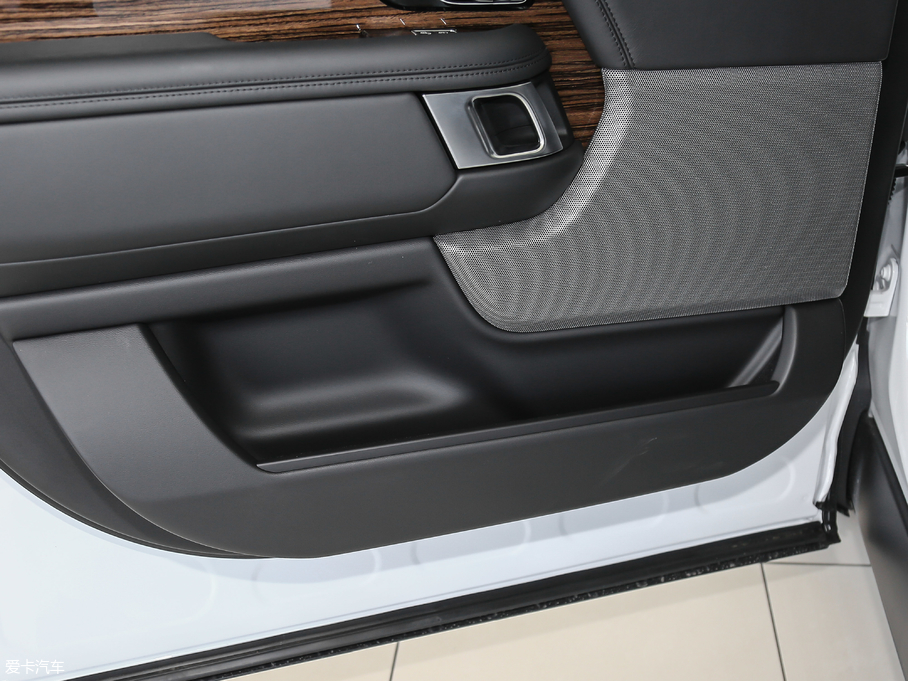 2018 3.0 V6 SC Vogue SE L