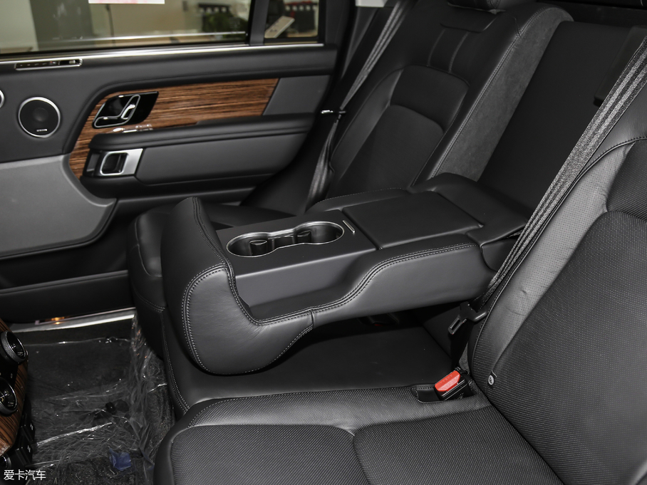 2018 3.0 V6 SC Vogue SE L