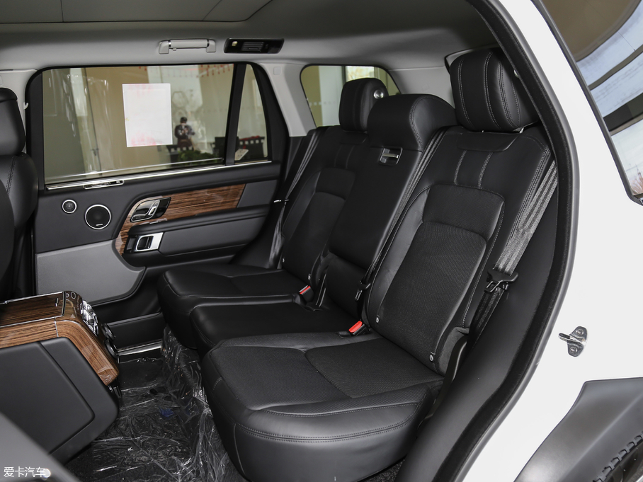 2018 3.0 V6 SC Vogue SE L