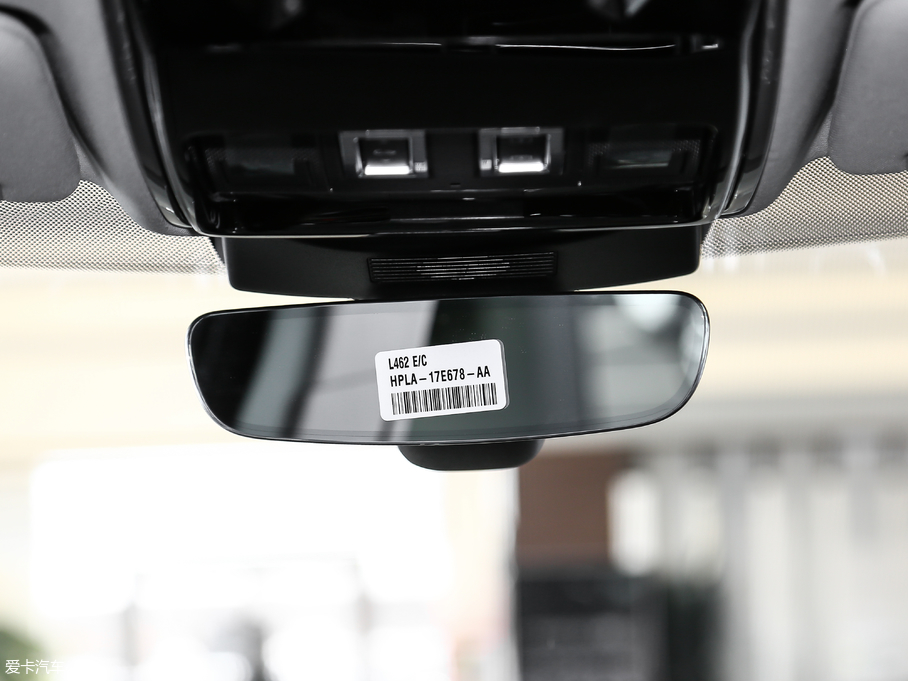 2018 3.0 V6 SC Vogue SE L