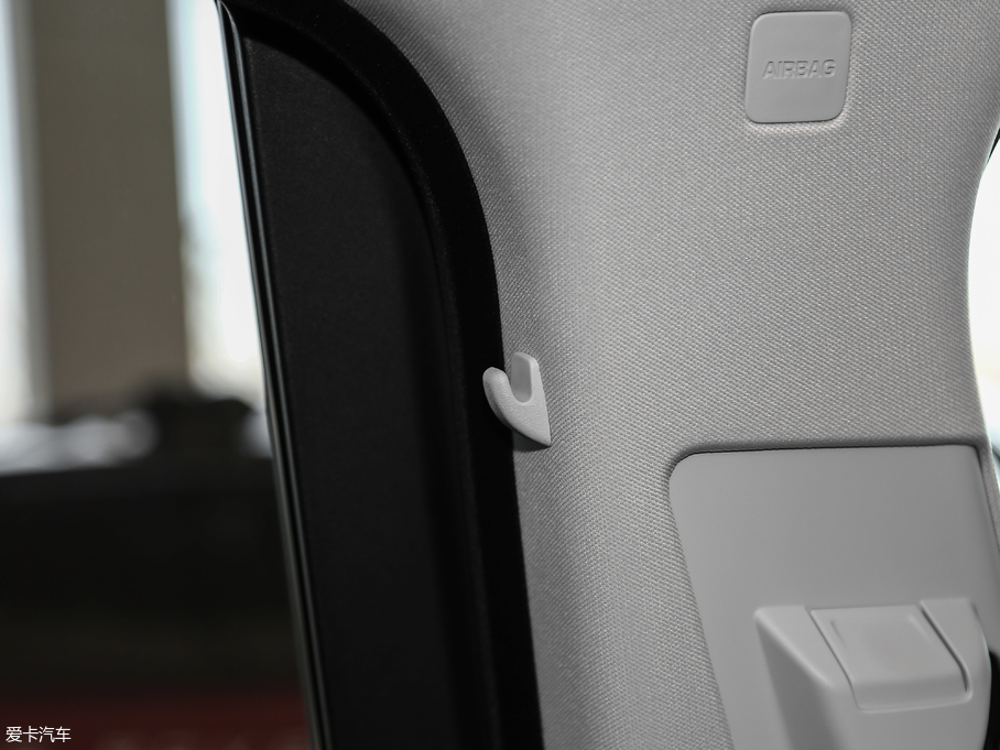 2018 3.0 V6 SC Vogue SE L