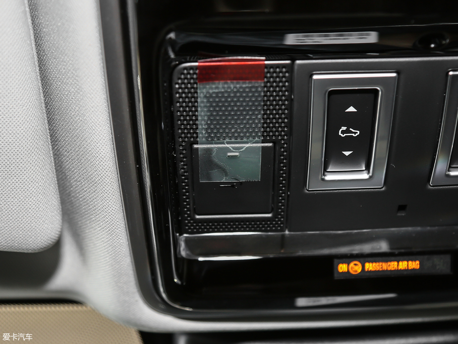 2018 3.0 V6 SC Vogue SE (chung)L(zhng)