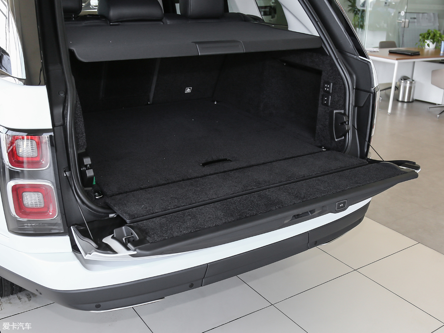 2018 3.0 V6 SC Vogue SE L