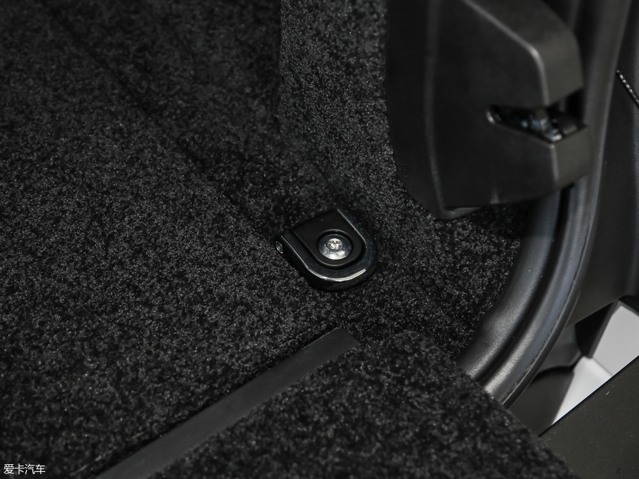 2018 3.0 V6 SC Vogue SE L