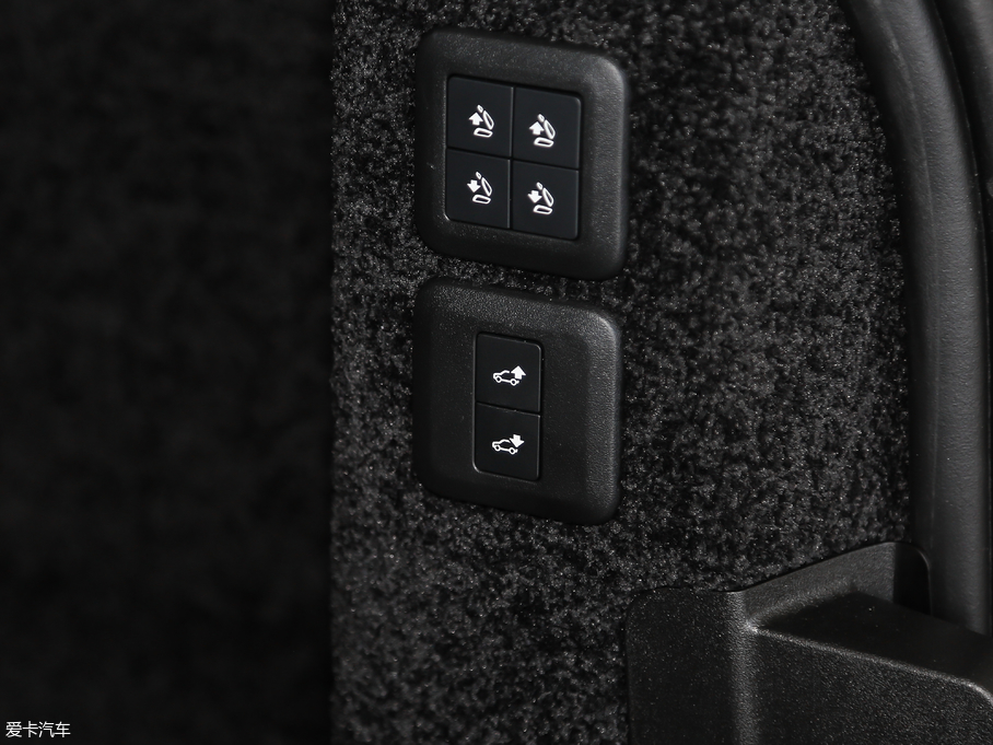 2018 3.0 V6 SC Vogue SE L