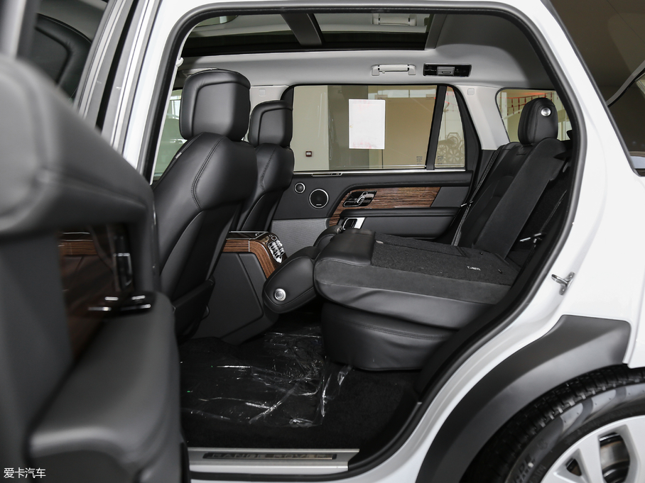 2018 3.0 V6 SC Vogue SE L